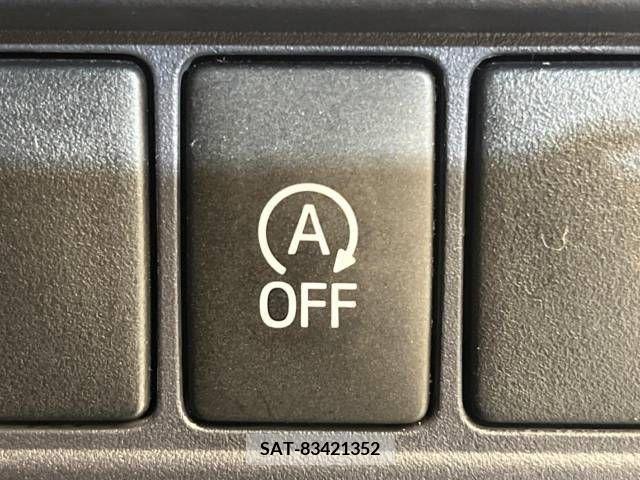 Toyota VOXY 2014-09 331268-7