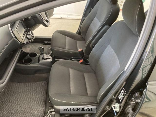 Toyota AQUA 2019-08 356152-13