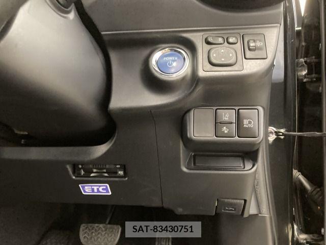 Toyota AQUA 2019-08 356152-15