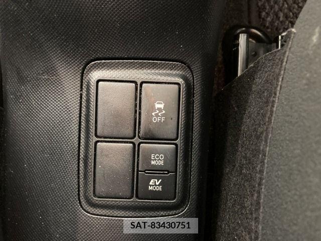 Toyota AQUA 2019-08 356152-21