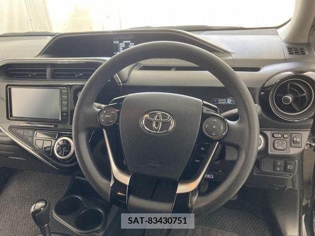 Toyota AQUA 2019-08 356152-22