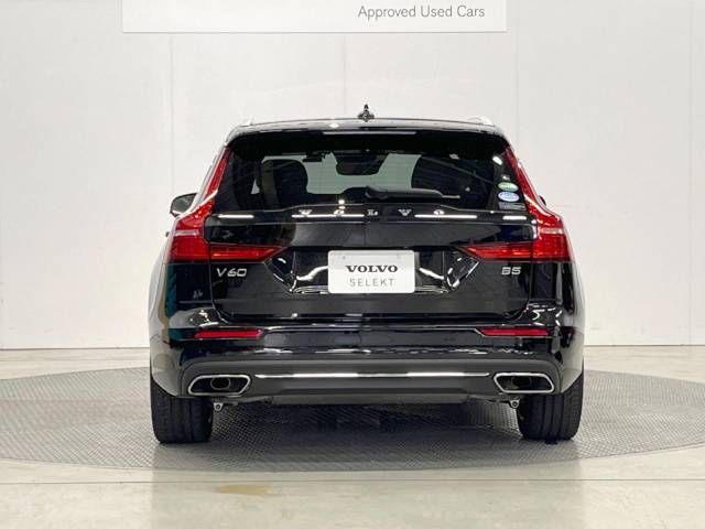 Volvo V60 2021-01 183985-16