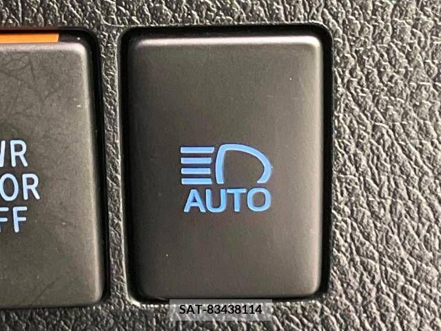 Toyota ALPHARD 2022-11 214235-7
