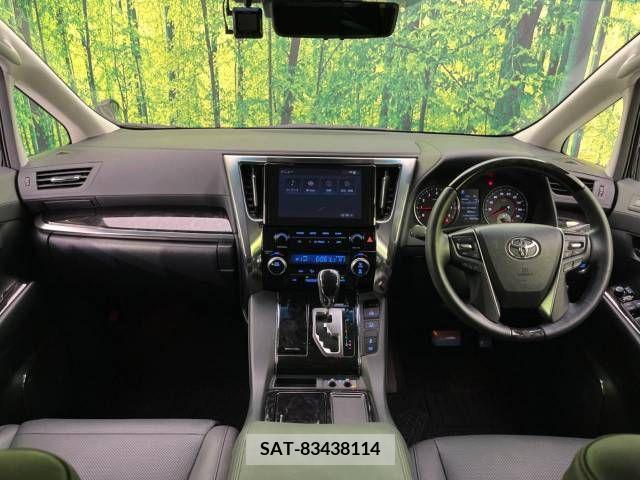 Toyota ALPHARD 2022-11 214235-1