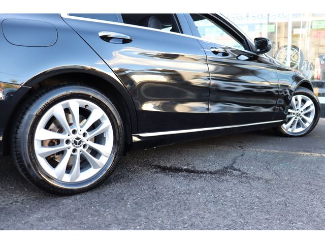 Mercedes Benz C-CLASS 2018-01 9392-23
