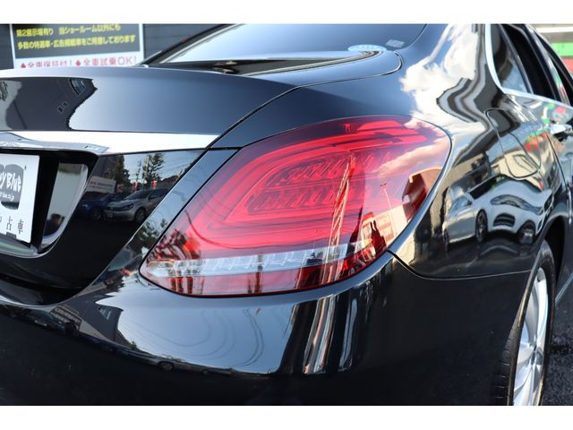 Mercedes Benz C-CLASS 2018-01 9392-21