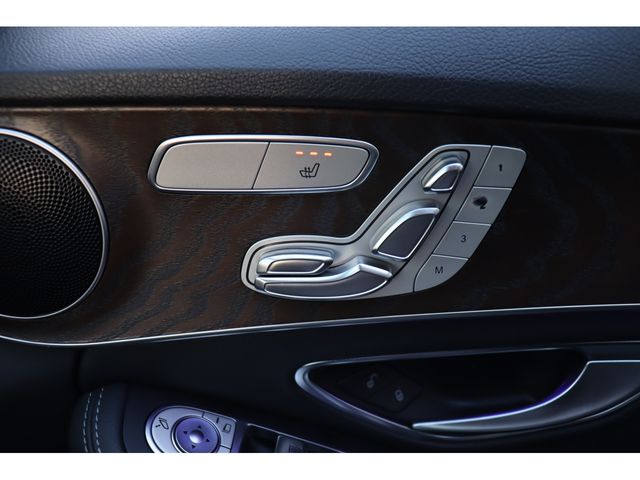 Mercedes Benz C-CLASS 2018-01 9392-7