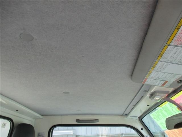 Isuzu ELF TRUCK 2017-01 5658-23