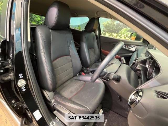 Mazda CX-3 2015-12 378778-9