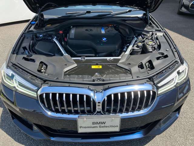 Bmw 5 SERIES 2022-09 185732-12