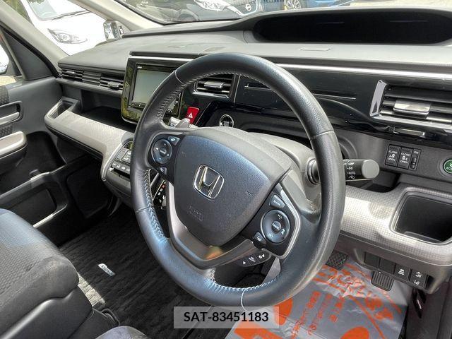 Honda e 2019-05 372866-8