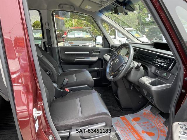 Honda e 2019-05 372866-4