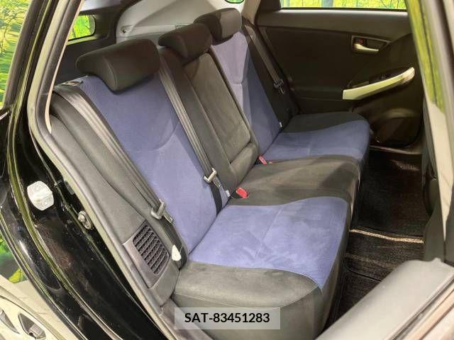 Toyota PRIUS 2013-09 322123-8