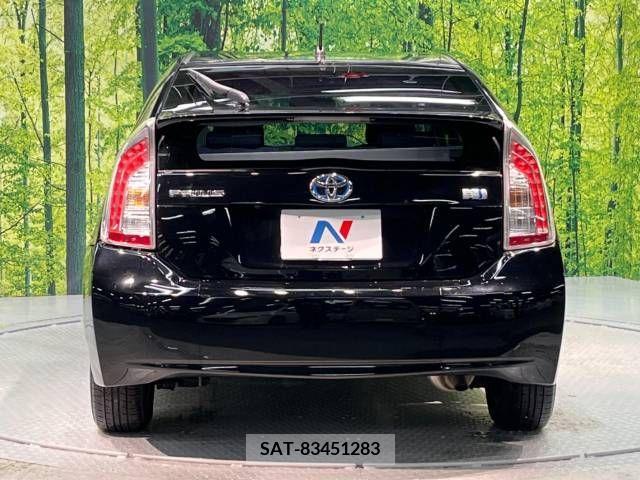 Toyota PRIUS 2013-09 322123-14