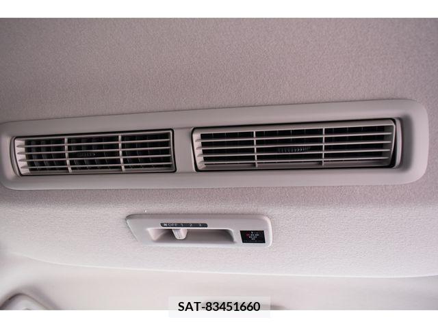 Nissan ROOX 2023-09 218920-18