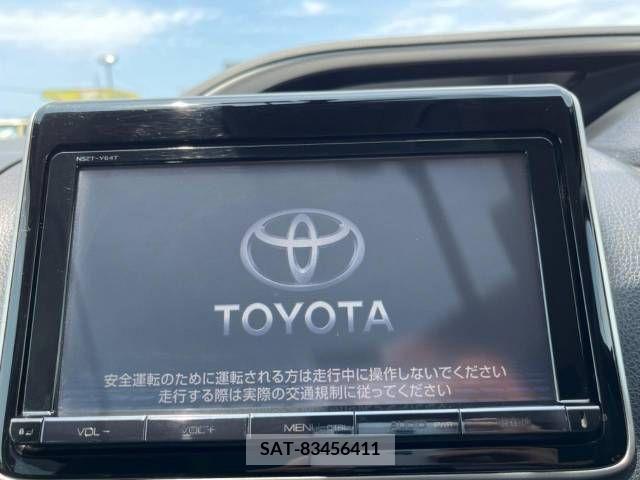 Toyota VOXY 2015-07 321443-2