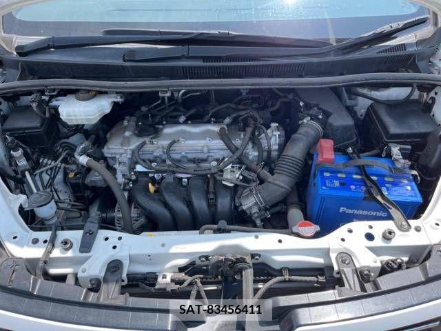 Toyota VOXY 2015-07 321443-8