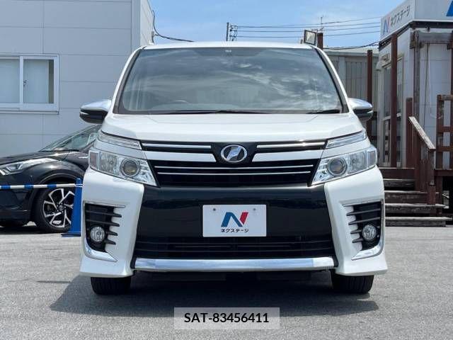 Toyota VOXY 2015-07 321443-17