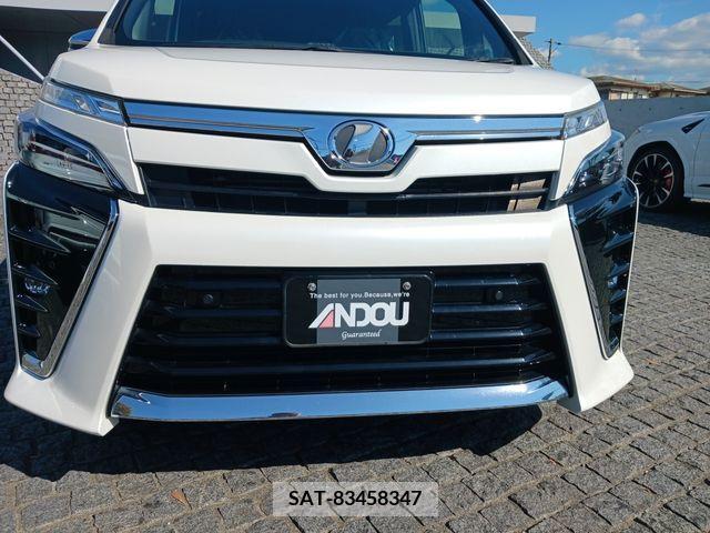 Toyota VOXY 2019-10 203085-5
