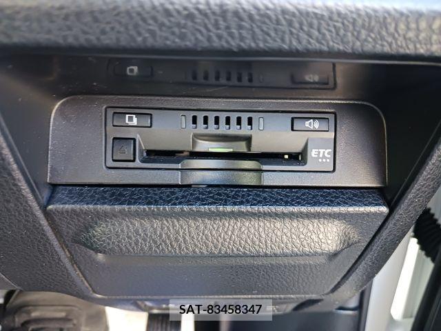 Toyota VOXY 2019-10 203085-18