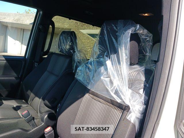 Toyota VOXY 2019-10 203085-23