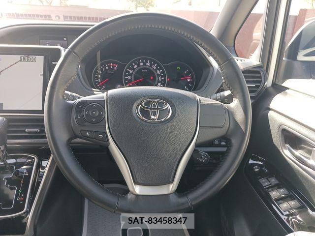 Toyota VOXY 2019-10 203085-12