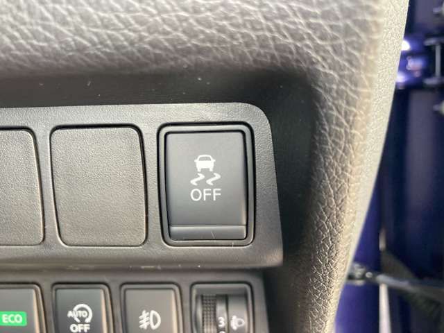 Nissan X-TRAIL 2020-09 15822-8