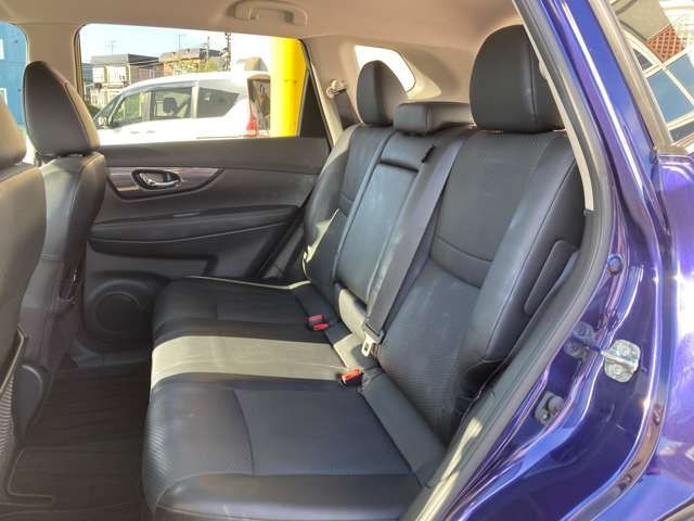 Nissan X-TRAIL 2020-09 15822-14