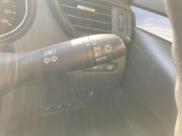 Nissan X-TRAIL 2020-09 15822-7