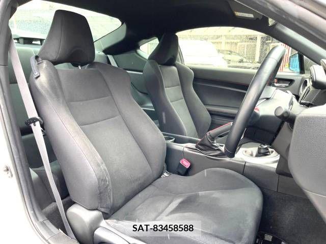 Subaru BRZ 2017-02 225566-7
