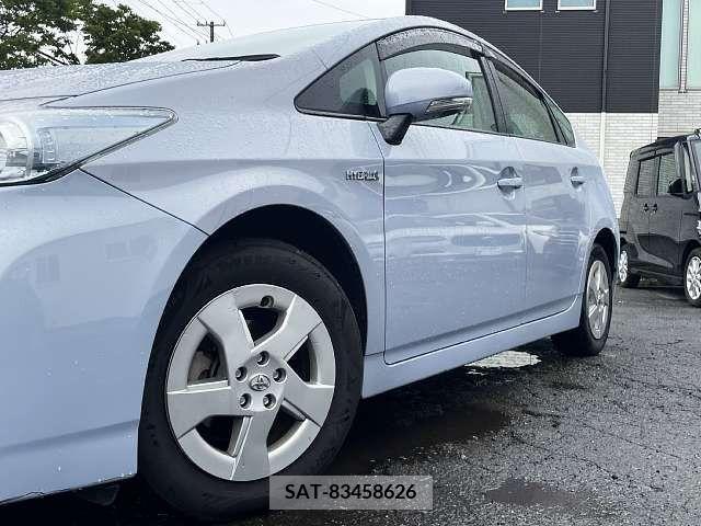 Toyota PRIUS 2009-07 384579-3