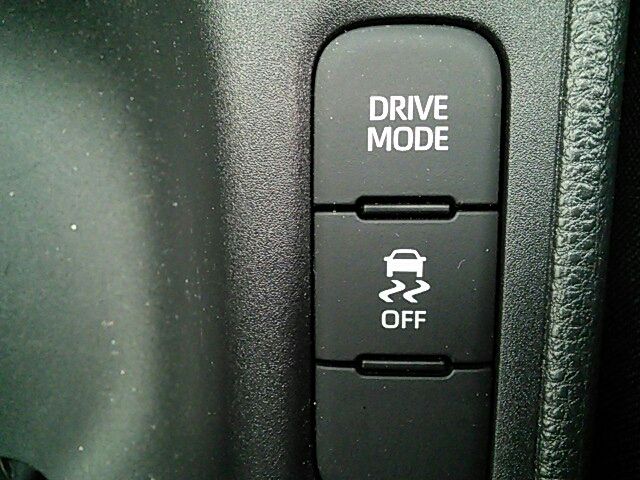 Toyota YARIS 2020-04 183204-20