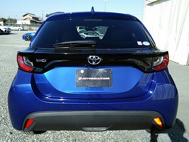 Toyota YARIS 2020-04 183204-4