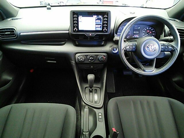 Toyota YARIS 2020-04 183204-1