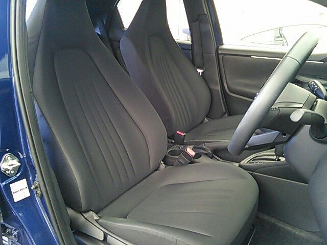 Toyota YARIS 2020-04 183204-9