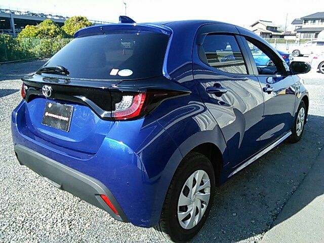 Toyota YARIS 2020-04 183204-2