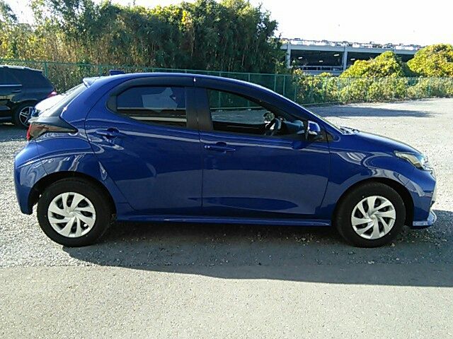 Toyota YARIS 2020-04 183204-6