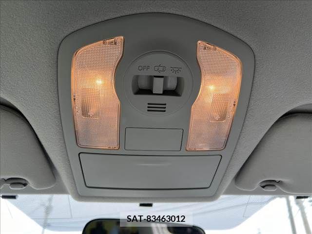 Toyota PRIUS ALPHA 2013-07 282448-17