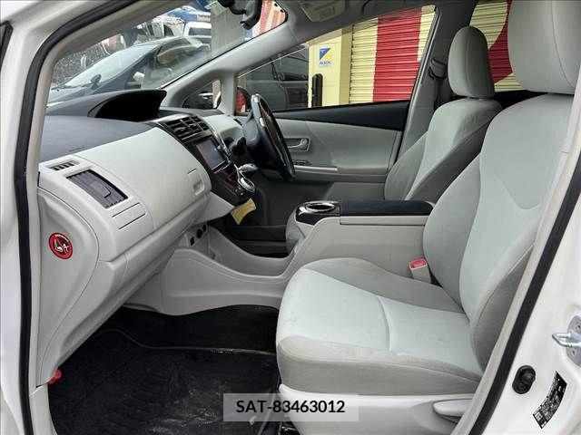 Toyota PRIUS ALPHA 2013-07 282448-6