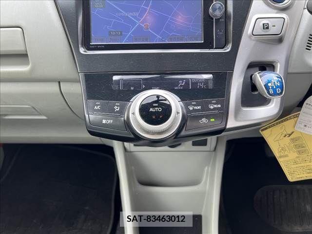 Toyota PRIUS ALPHA 2013-07 282448-13
