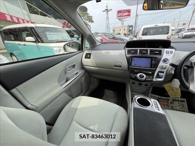 Toyota PRIUS ALPHA 2013-07 282448-23