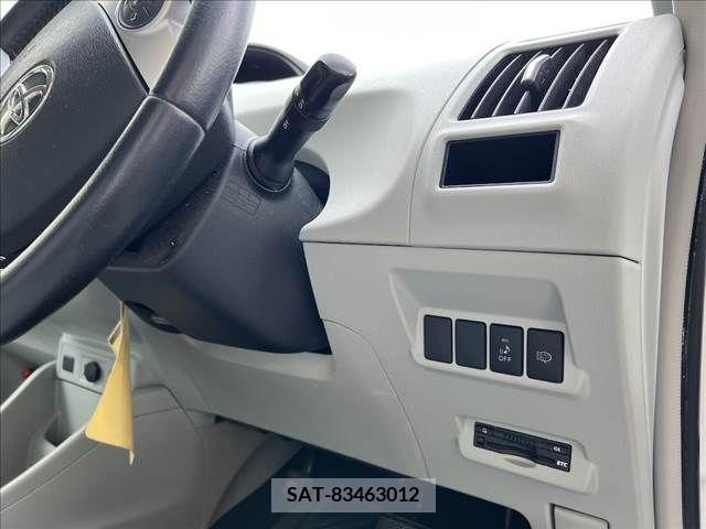 Toyota PRIUS ALPHA 2013-07 282448-11