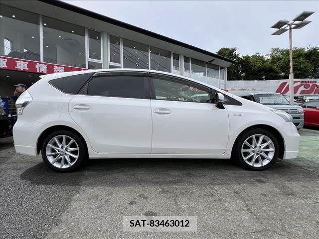 Toyota PRIUS ALPHA 2013-07 282448-28