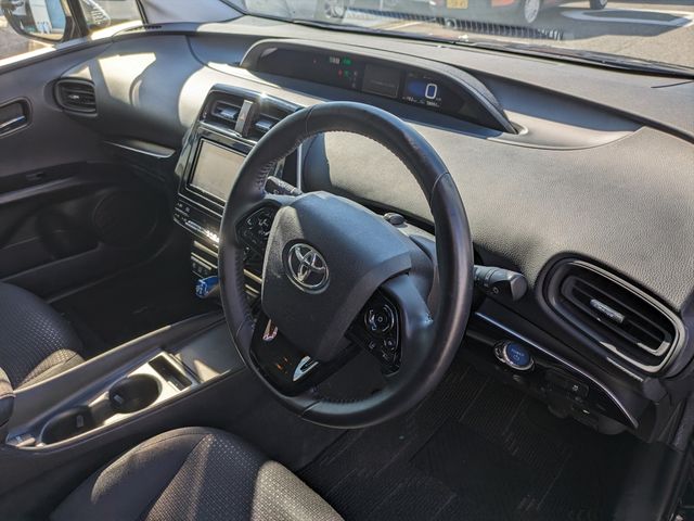 Toyota PRIUS 2020-09 20465-2