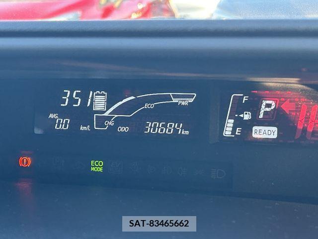 Toyota AQUA 2015-06 372405-19