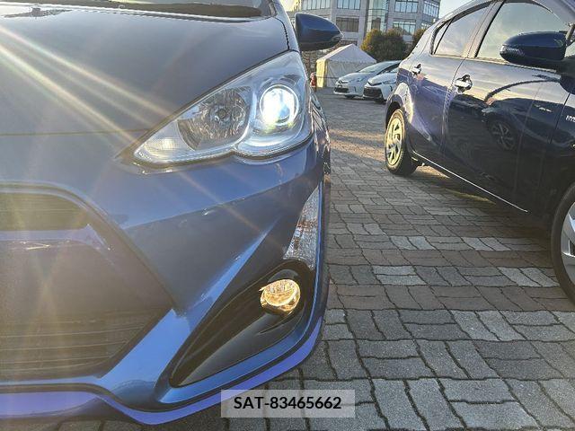 Toyota AQUA 2015-06 372405-25