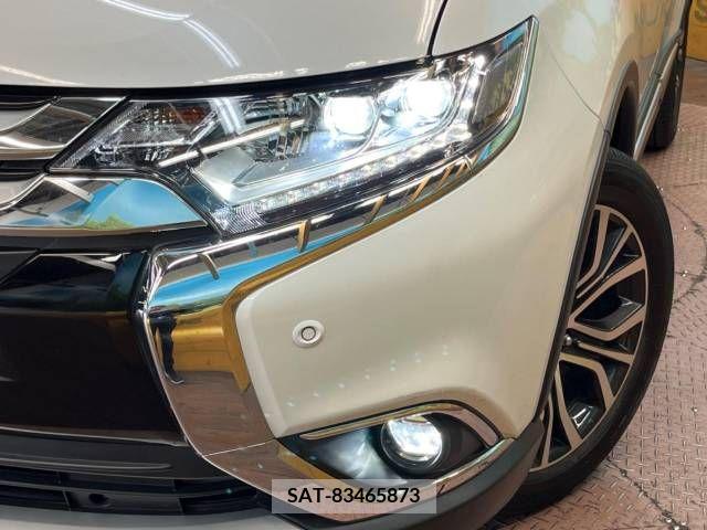Mitsubishi OUTLANDER 2018-03 331528-13