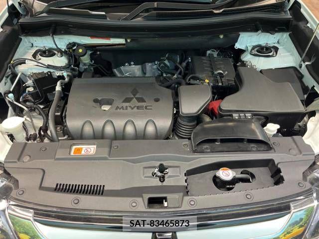 Mitsubishi OUTLANDER 2018-03 331528-19