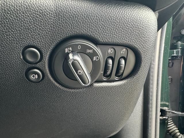 Bmw MINI 2023-03 12522-19