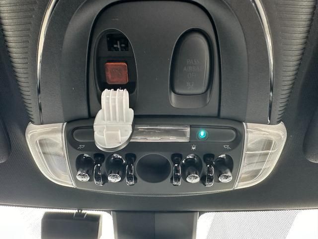 Bmw MINI 2023-03 12522-24